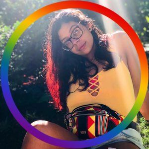 Meet your Posher, Danielle